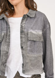 ג'קט חולצה בצביעת ווש אפור כהה