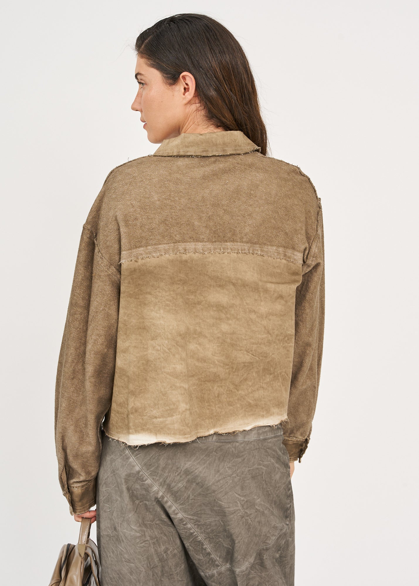 ג'קט חולצה בצביעת ווש חום