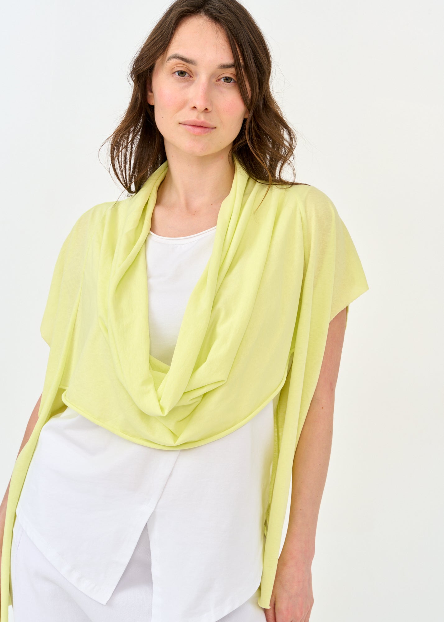 חולצה עם צווארון רבידה שרוול קצר צהוב