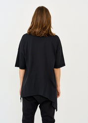 חולצה שרוול קצר צד ימין ארוך שחור