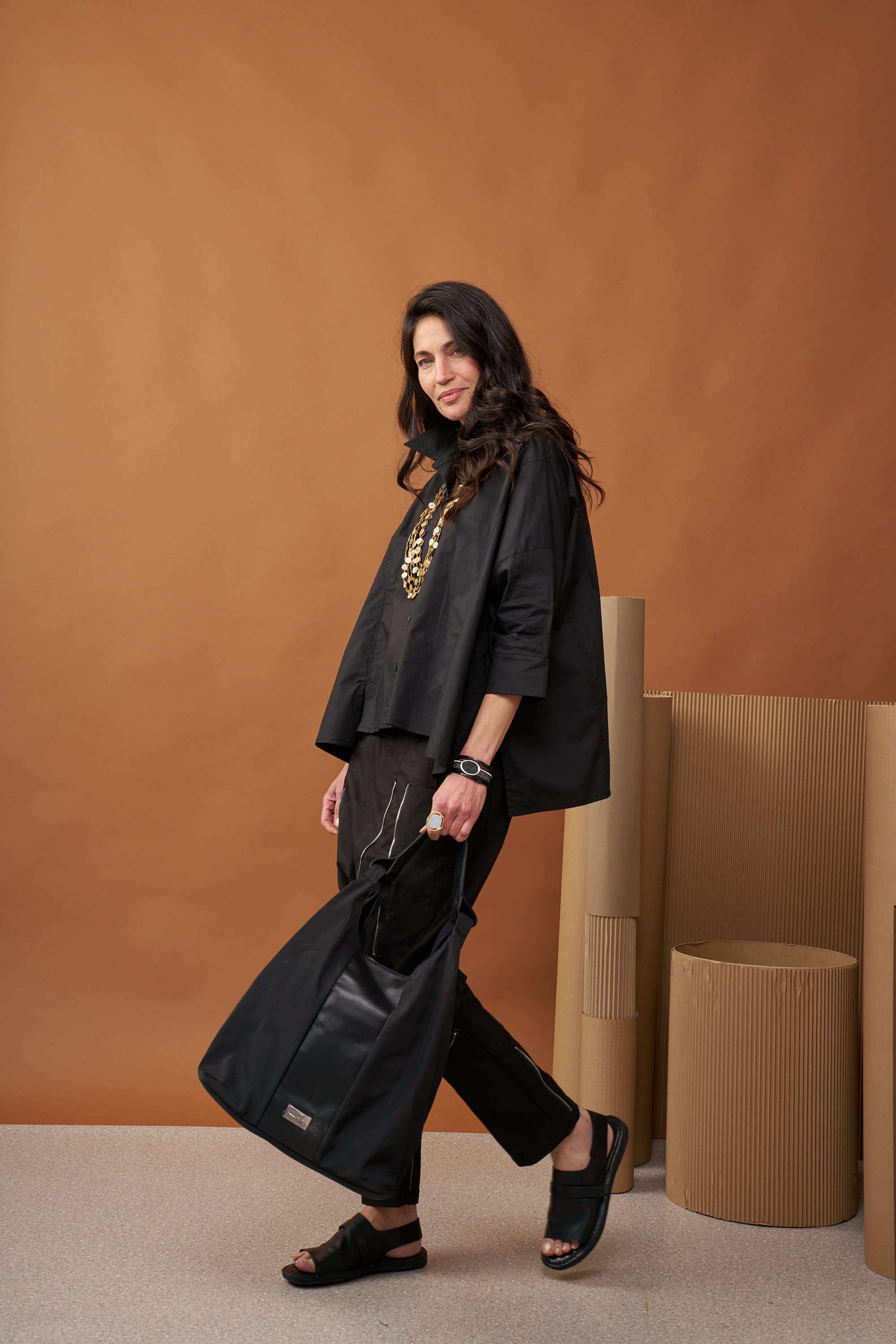 Black top stripe flat leather comfort sandals