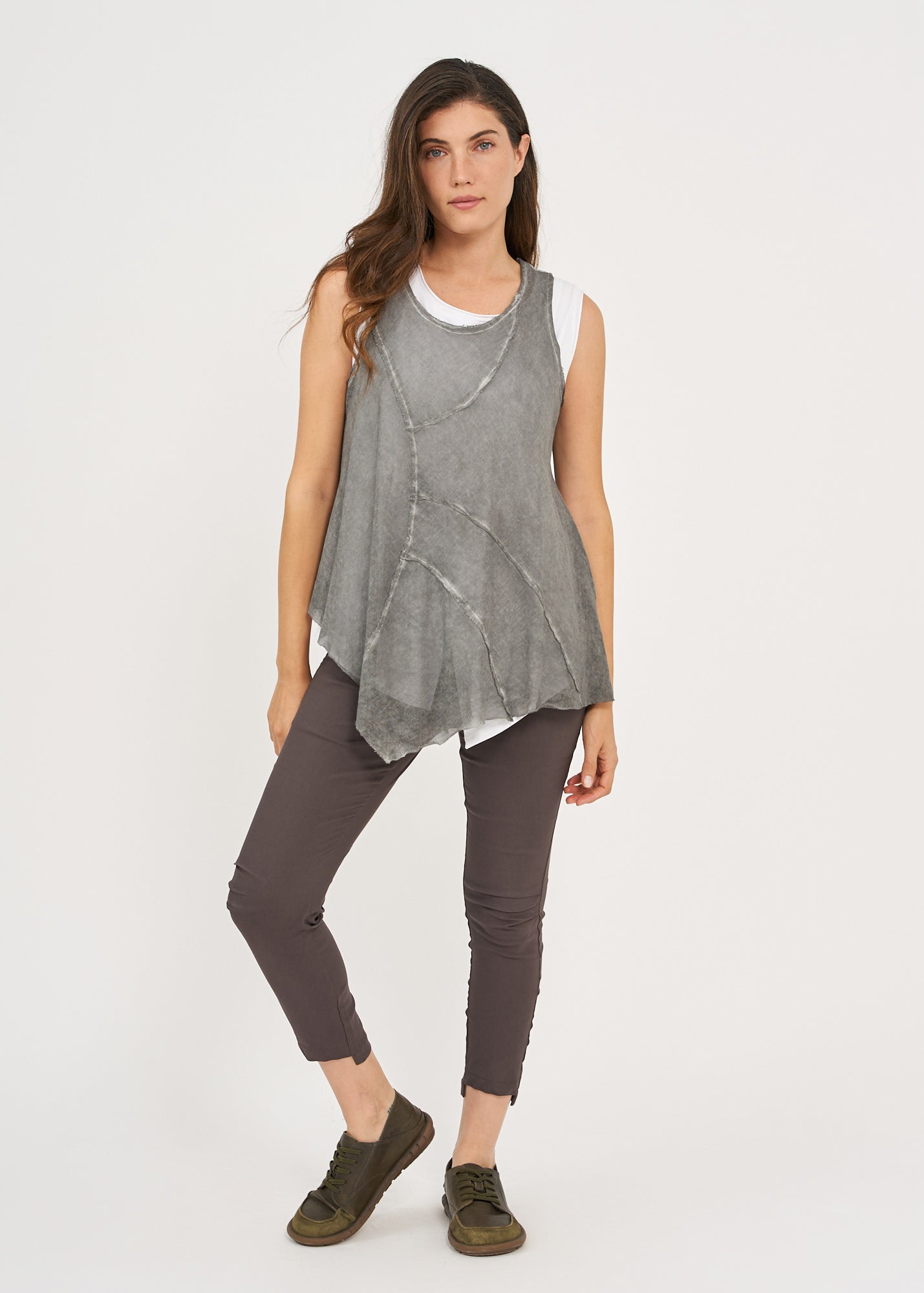 Wash mesh tank top with dark gray peak detail Wash