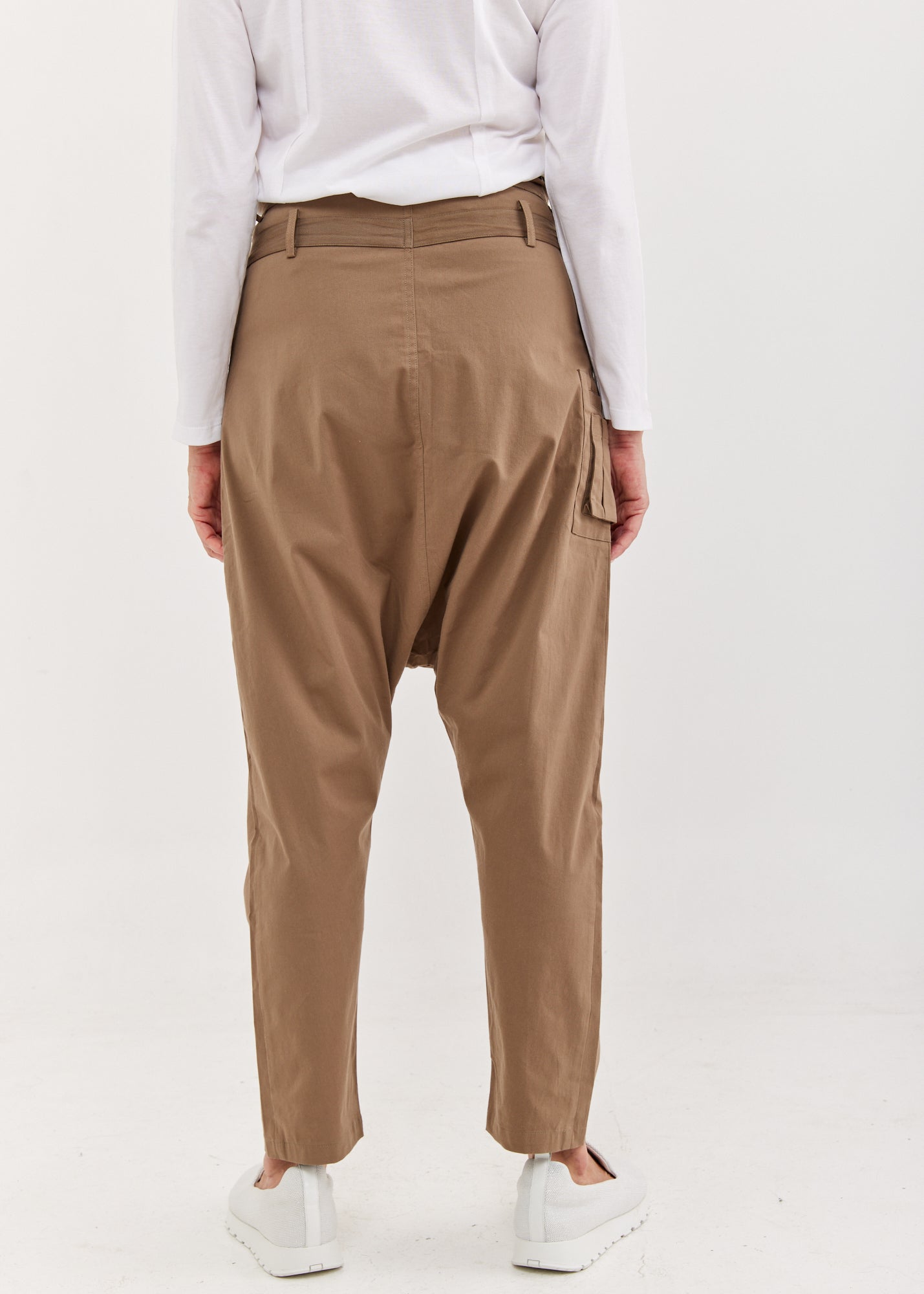 מכנסיים שקי עם סרט חום