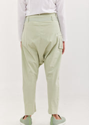 מכנסיים שקי עם סרט ירוק בהיר