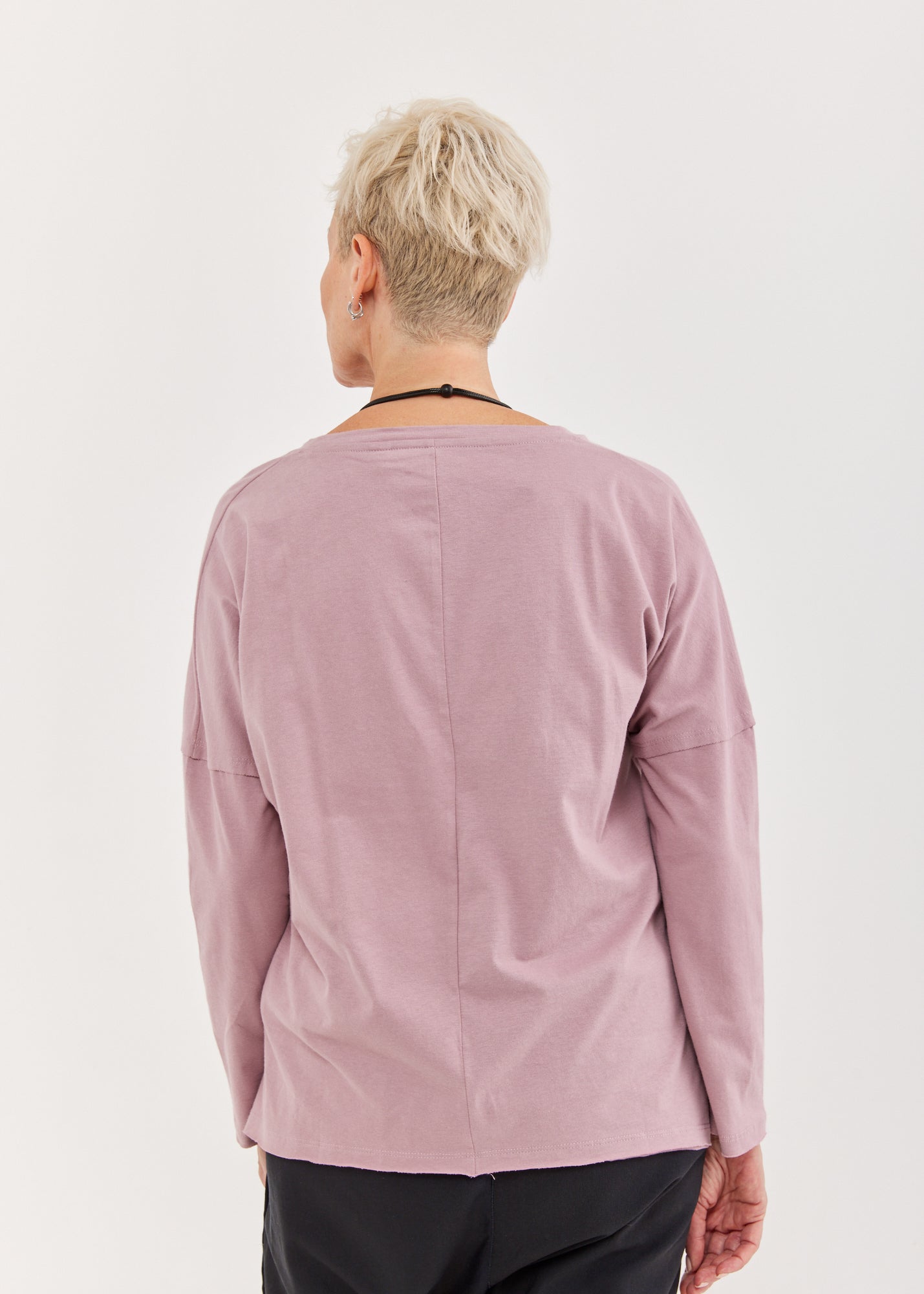 חולצה שרוול ארוך מפתח וי ורוד