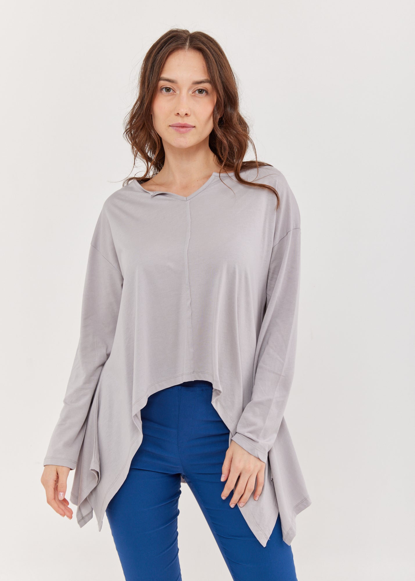 חולצה שרוול ארוך סיומת מלבן אפור