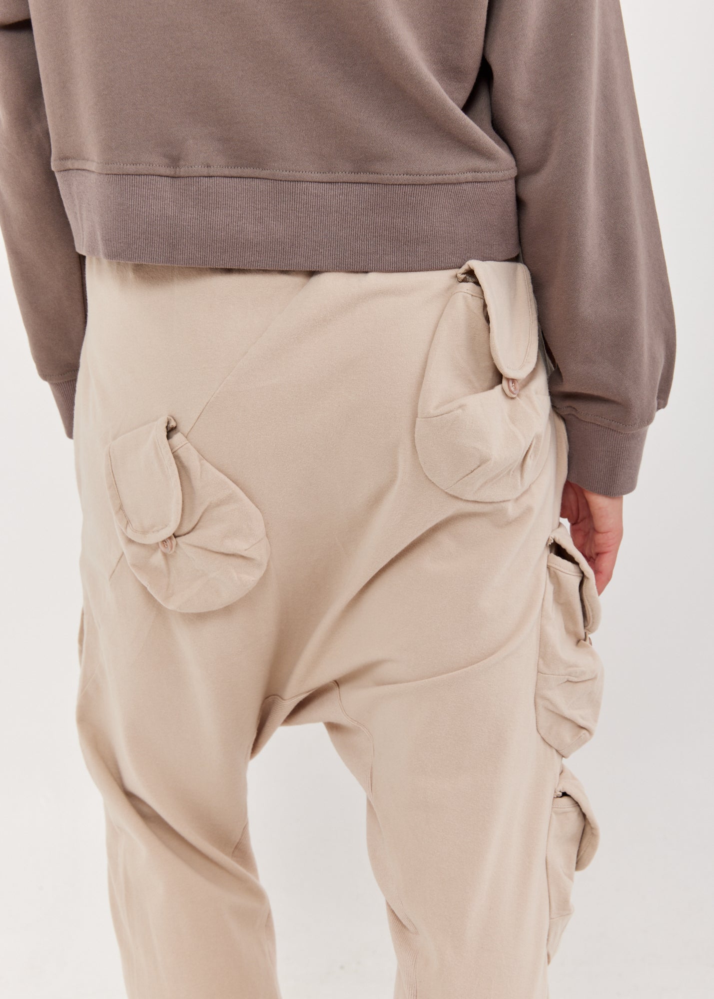 מכנסיים עם כיסים מרובים סטון