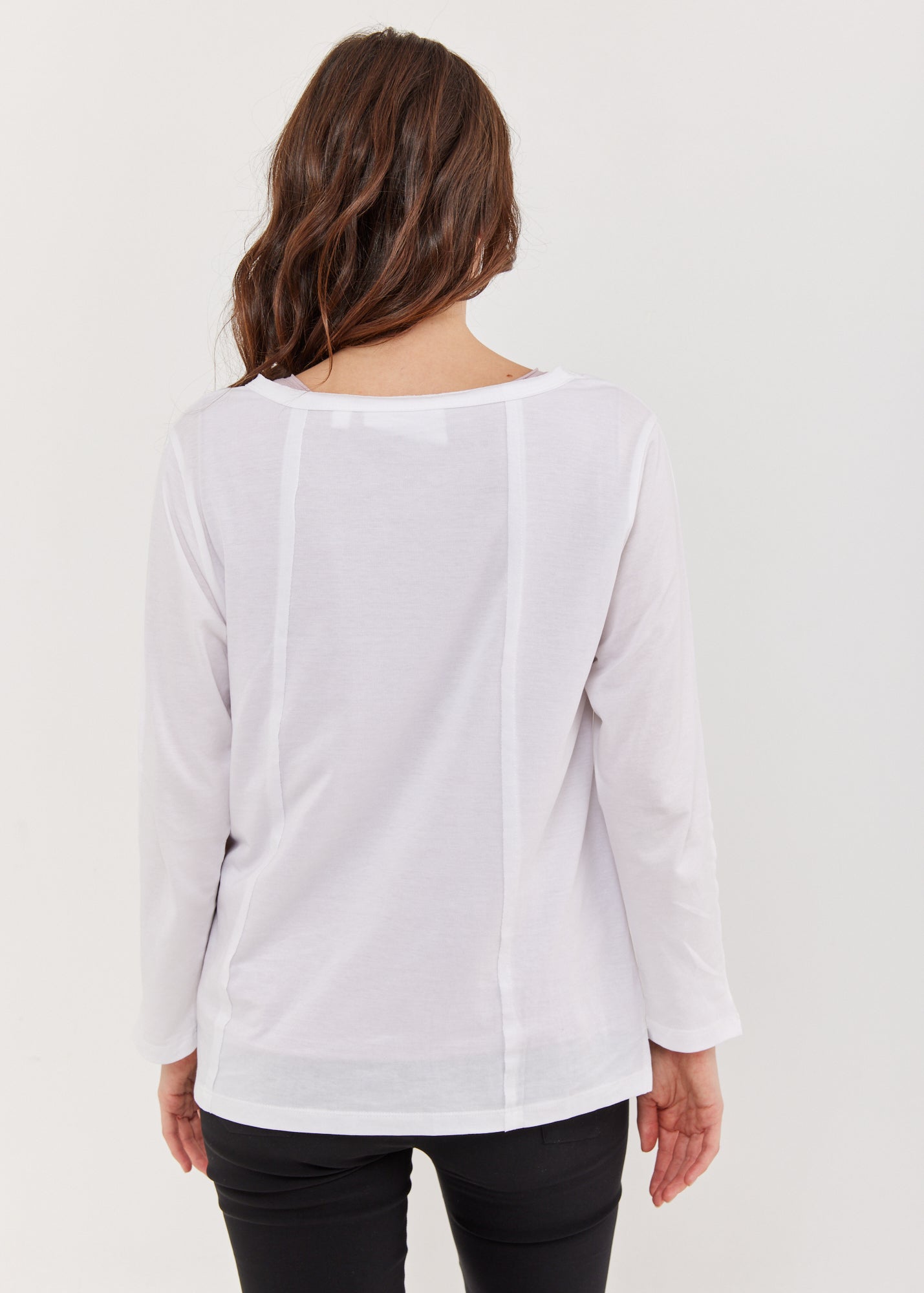 חולצה שרוול ארוך אסימטרית עם חתכים לבן