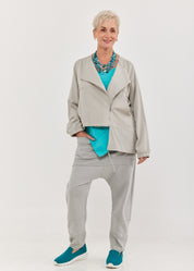 גקט אסימטרי דק עם רוכסן אפור