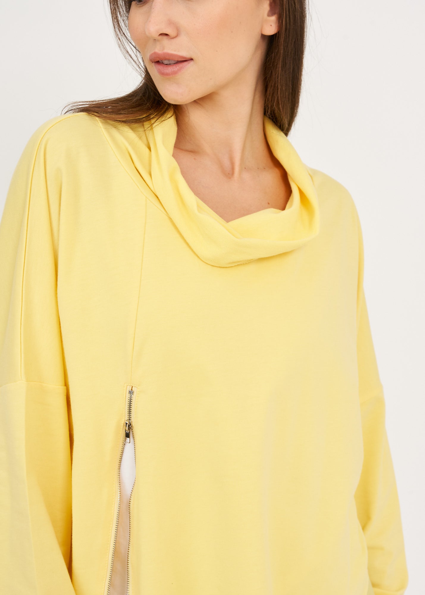 סווטשירט צווארון גולף שילוב בד אריג צהוב