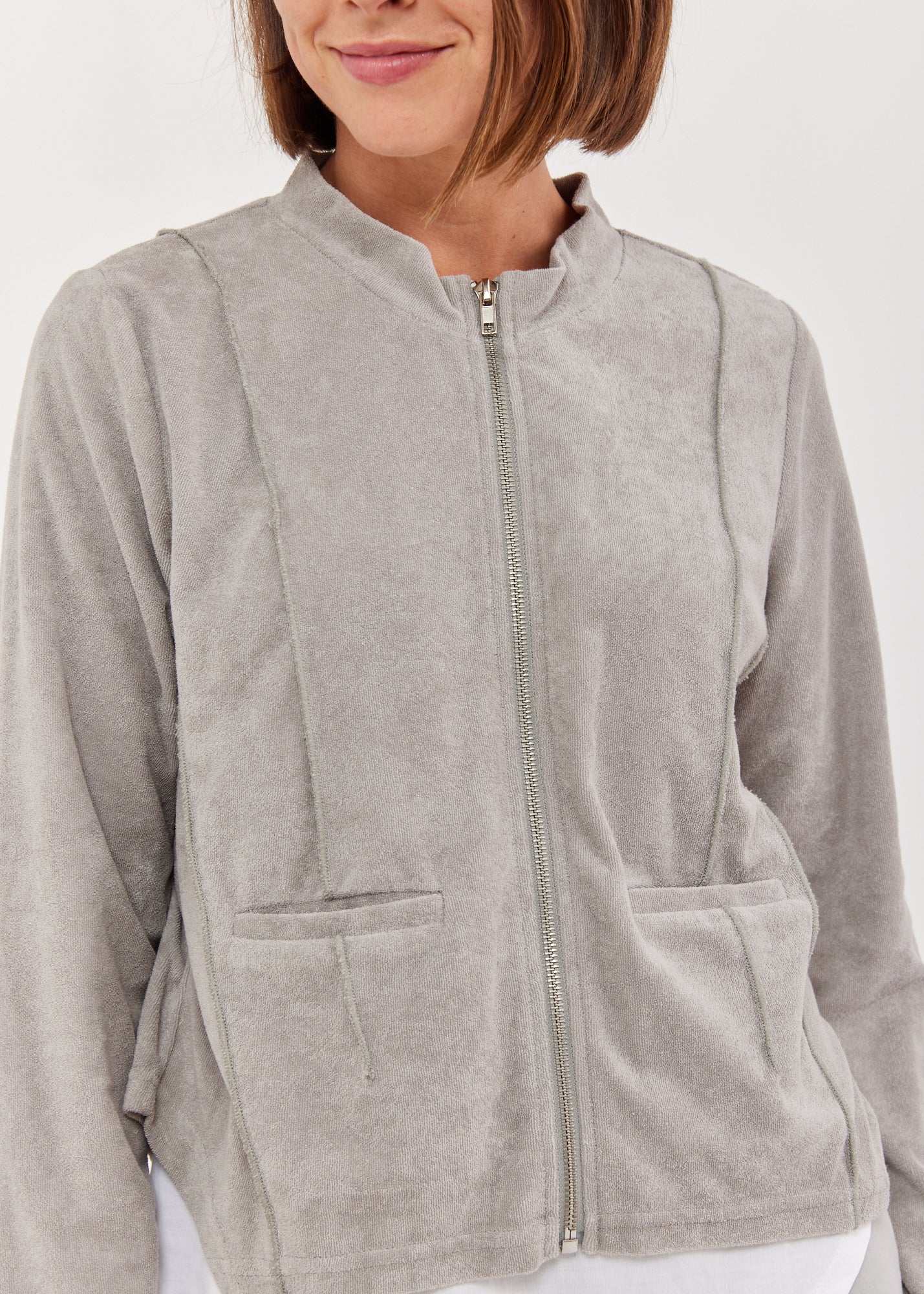 עליונית רוכסן קידמי עם טקסטורה סטון