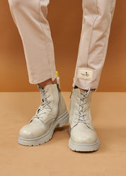 מגפוני עור עם שרוכים ורוכסן אפור ווש