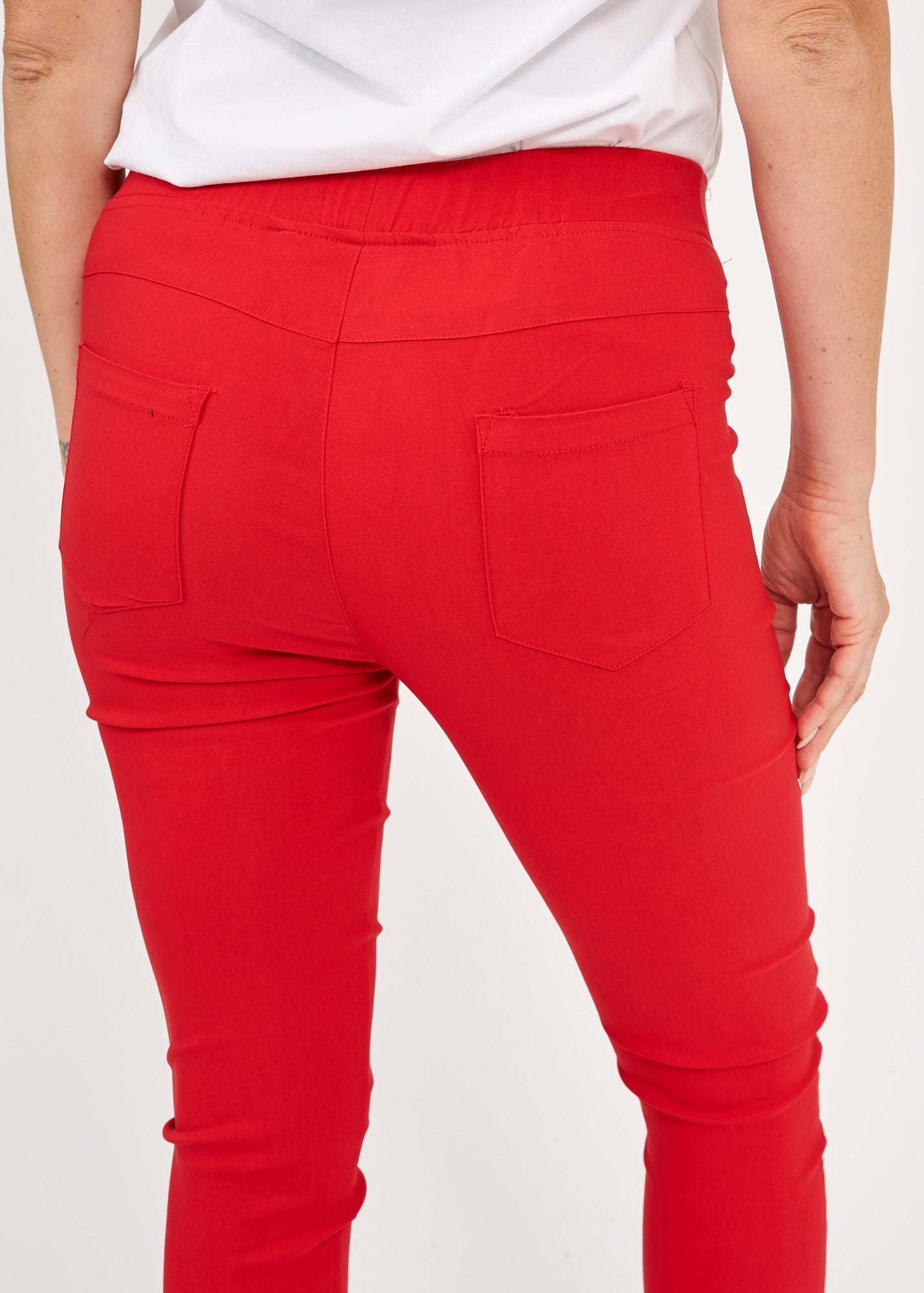 Tight pants rubber top red
