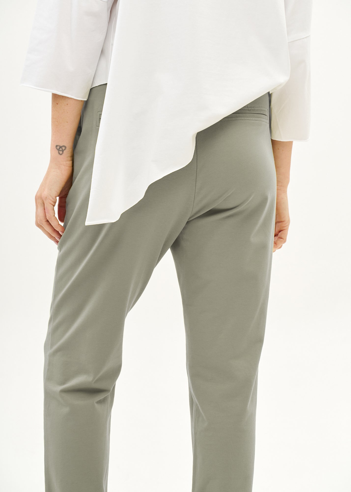 מכנסיים בוי טריקו עם כפתורים אפור