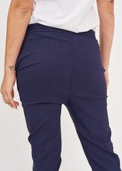 Basic pants with drawstring and diagonal pockets dark blue