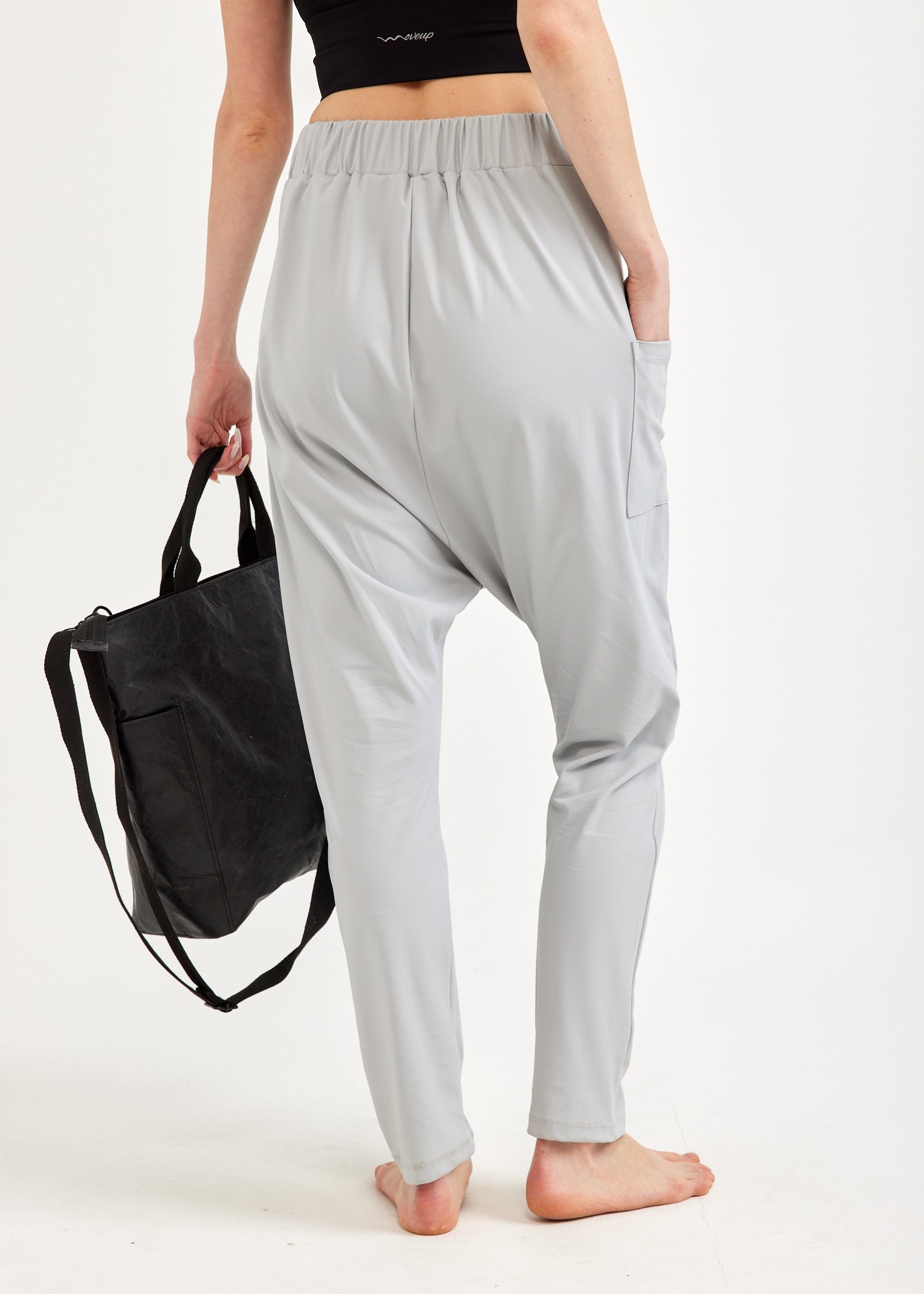 Light gray side pocket boy training pants