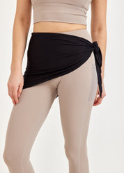 פראו קשירה שחור