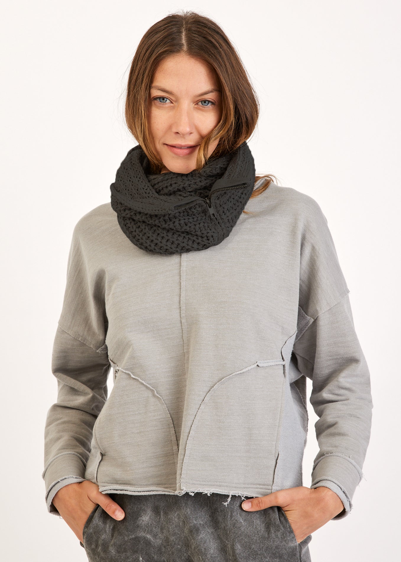 Scarf with a dark gray zipper