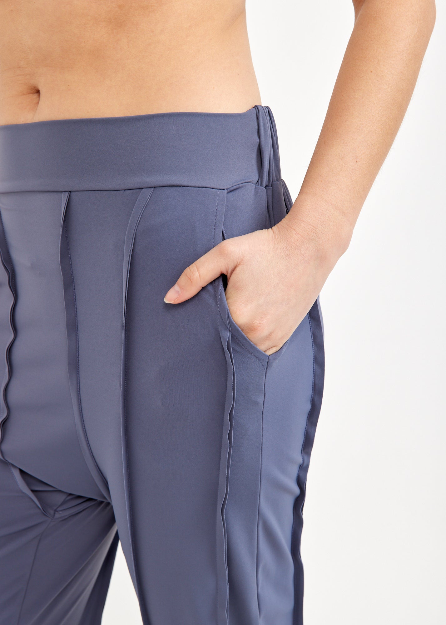 Boy pants 3/4 diagonal seams blue mesh combination