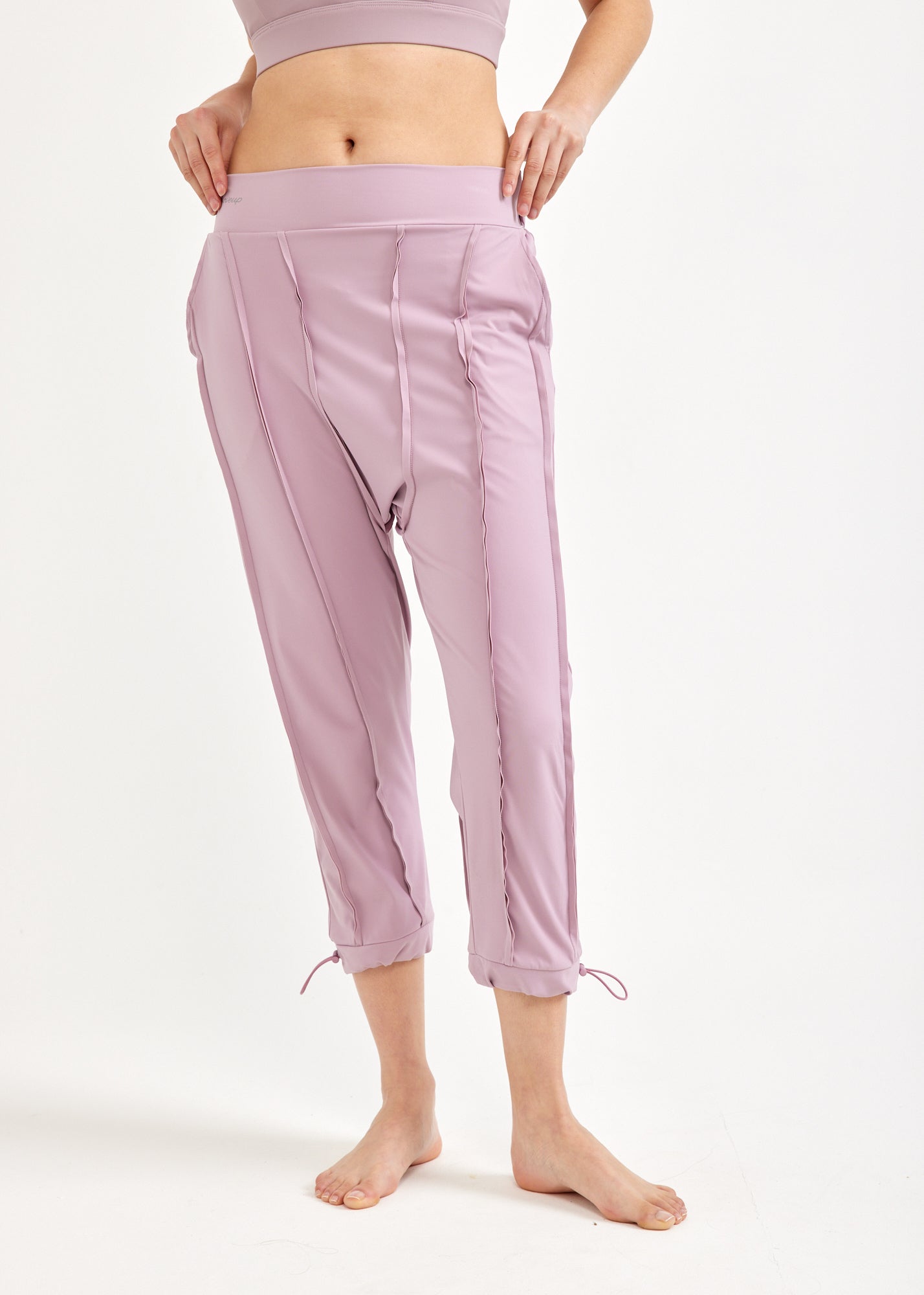 Boy pants 3/4 diagonal seams pink mesh combination