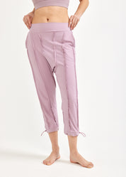 Boy pants 3/4 diagonal seams pink mesh combination