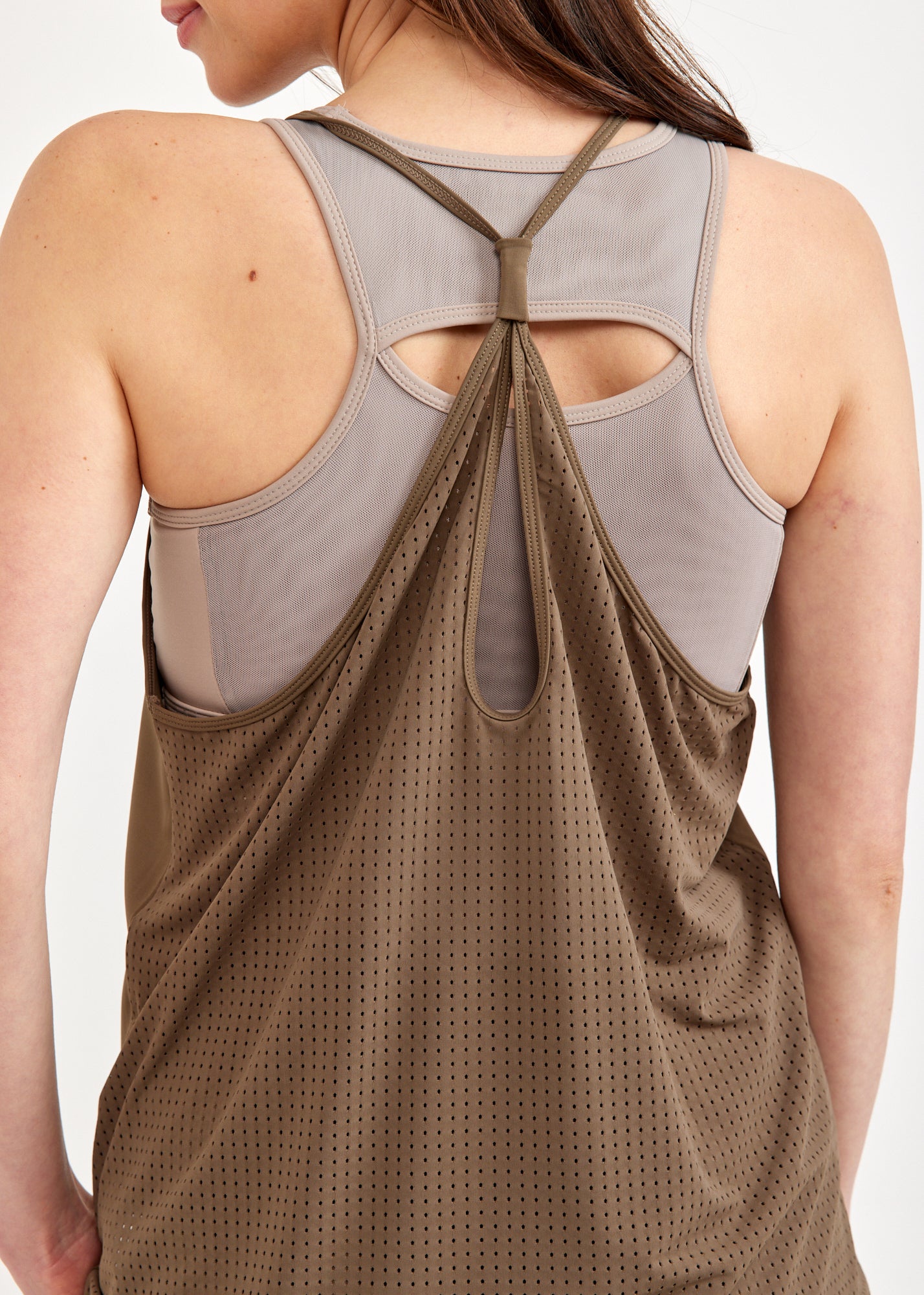 Training shirt X on the back mesh combination green