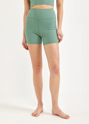 טייץ בייסיק קצר ירוק