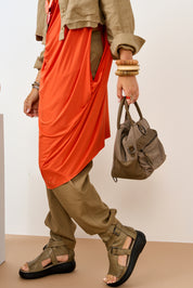 סנדלים גבוהים רצועות אלכסוניות אפור