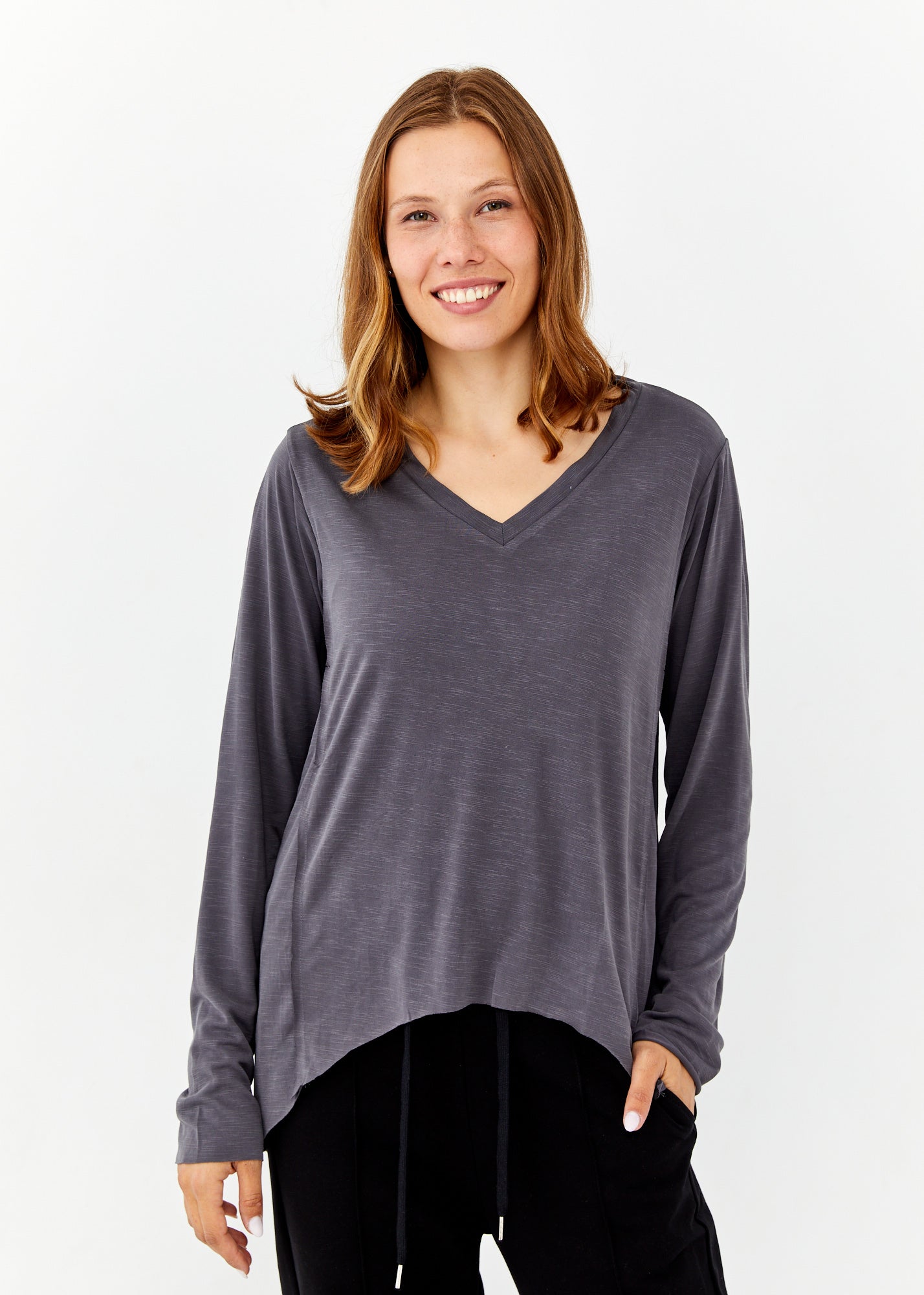 חולצה שרוול ארוך וצווארון וי בד סלאב אפור