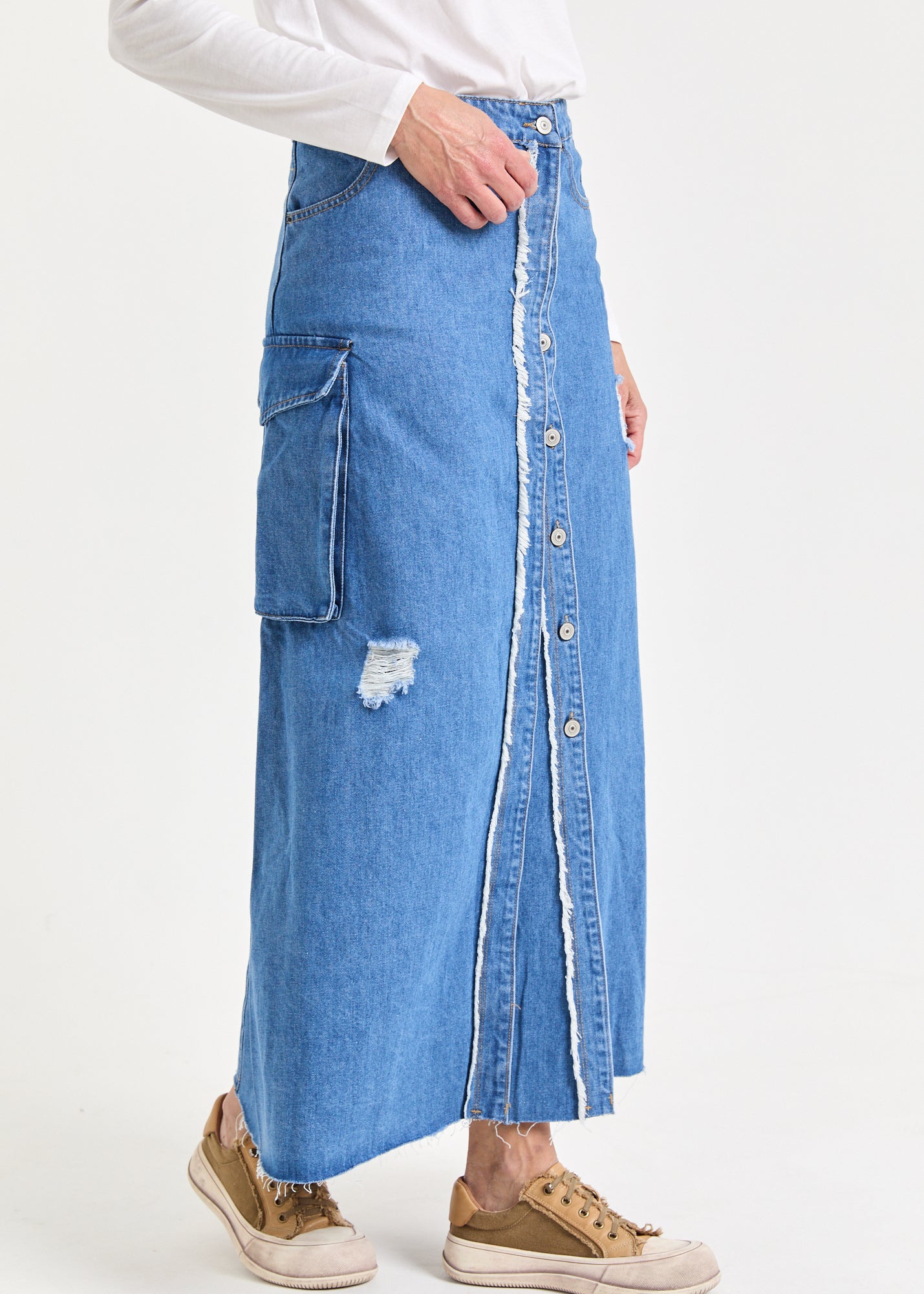 Blue wash cargo pocket maxi denim skirt