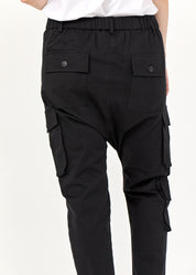 Long pants with black cargo pockets