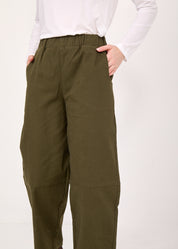 Pants with knee seam and green elastic