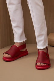 סנדלי נוחות מעור רצועה אחורית עם איבקה אדום