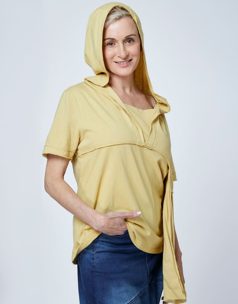 T-shirt with a large front pocket and a yellow hoodie