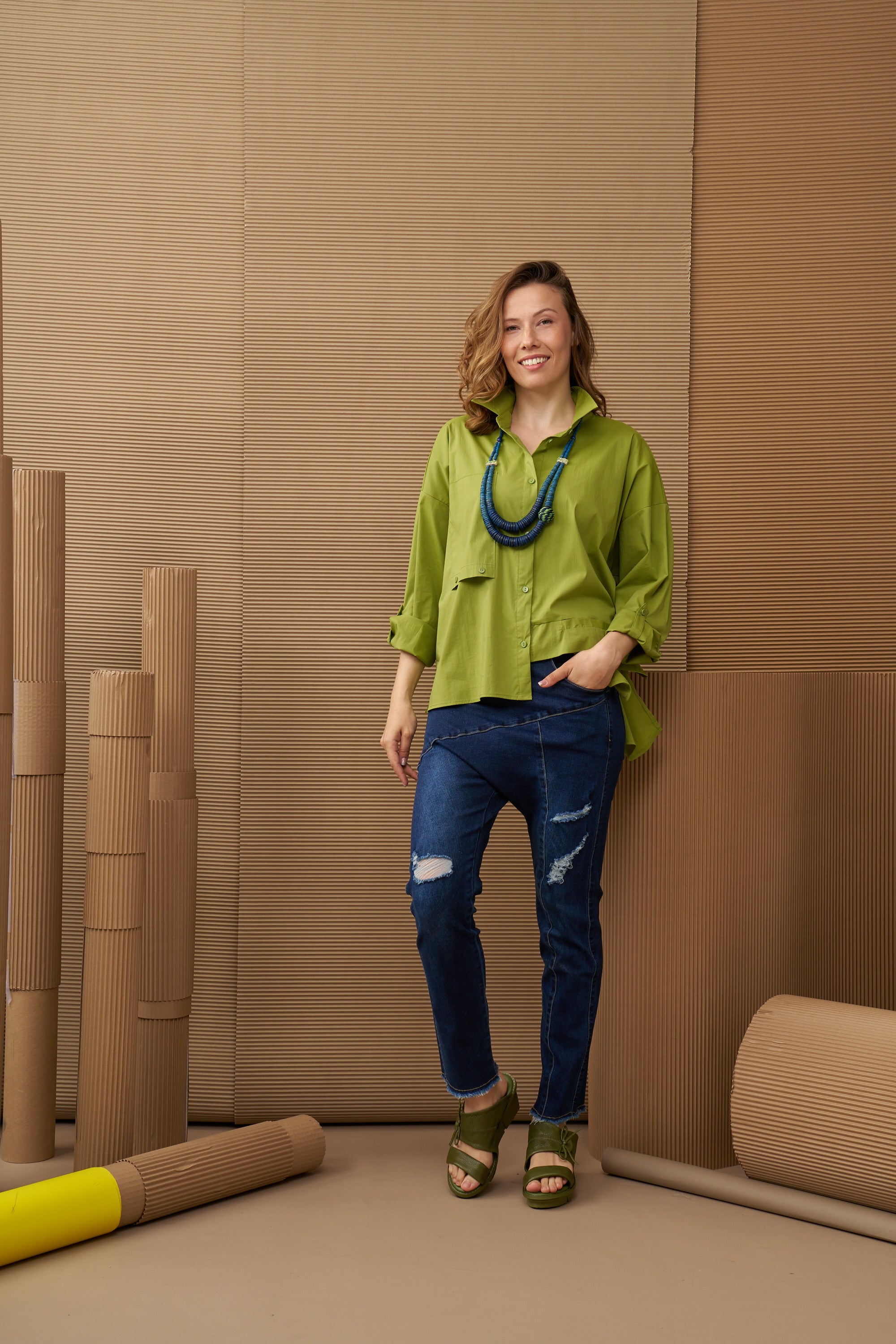 Green leather platform heel shoes with buckle and knot