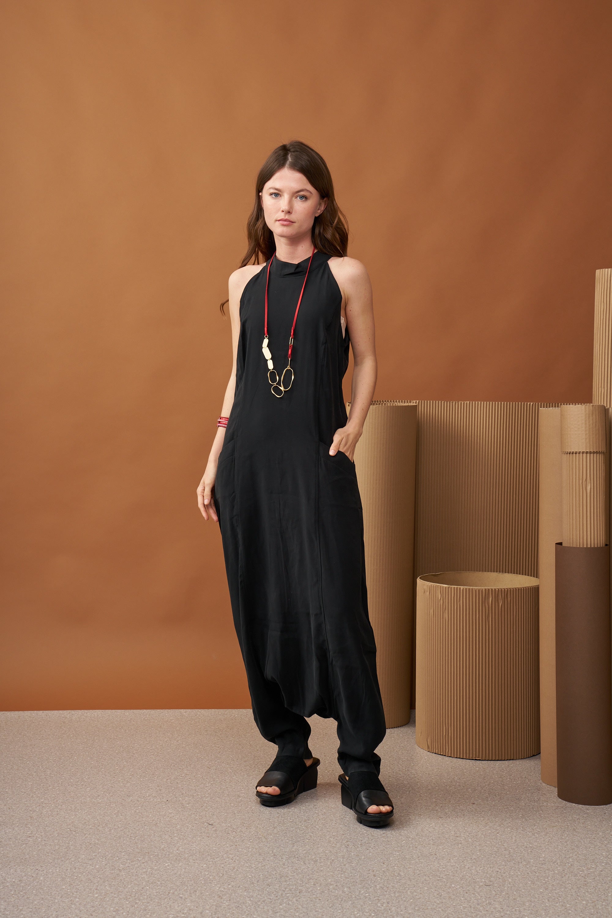 נעלי עקב פלטפורמה שילוב עור הפוך שחור