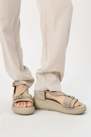 High leather sandals with Stone buckles