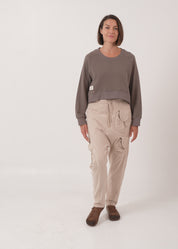 מכנסיים עם כיסים מרובים סטון