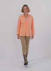 Double button shirt with a combination of burgundy rib