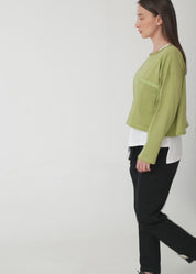 טי שרט עם כיס שרוול ארוך ירוק