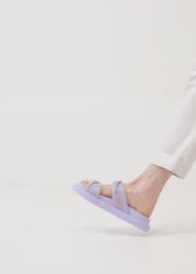 Leather flip-flops with two twisted straps, green