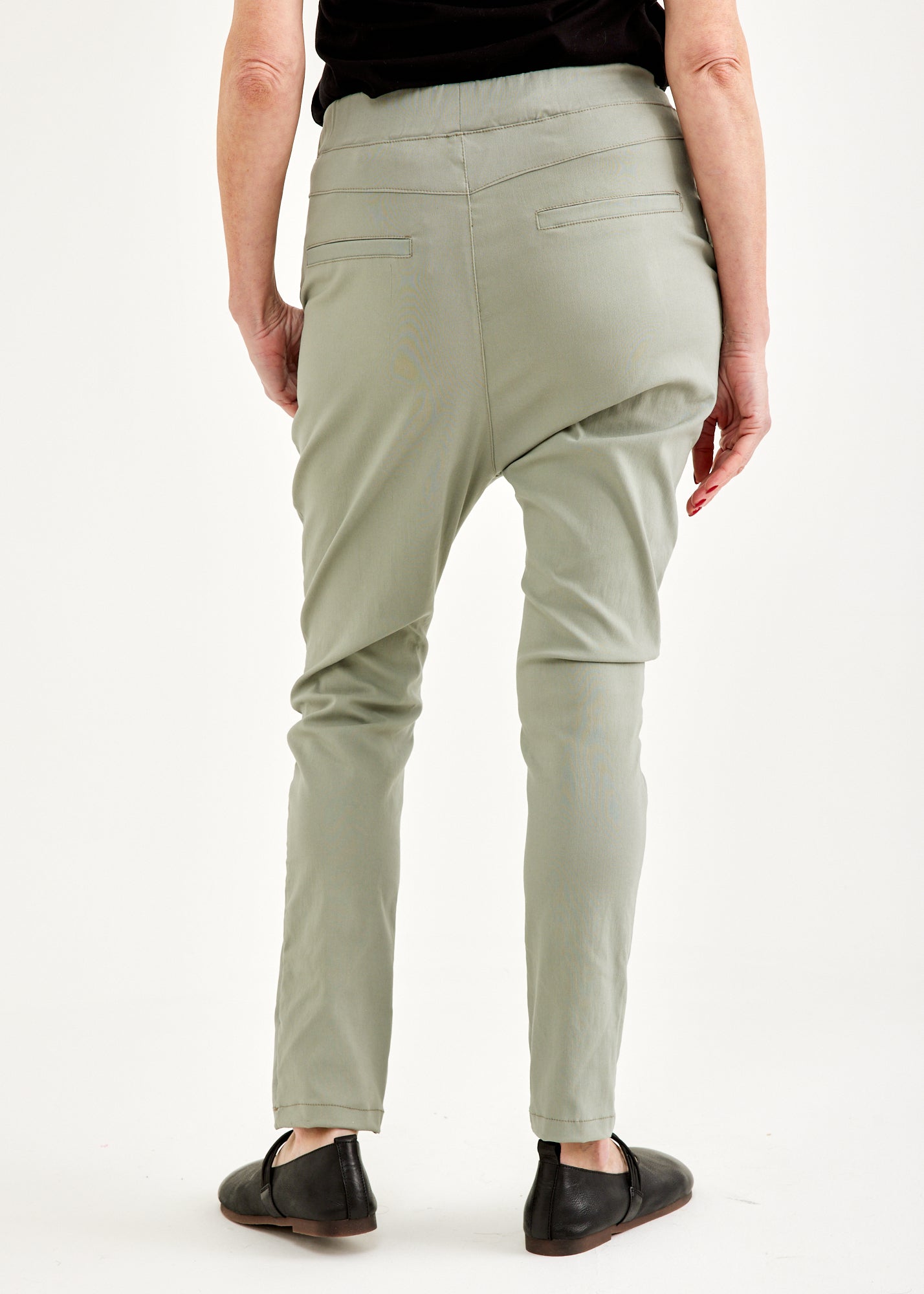Gray diagonal cut boy pants