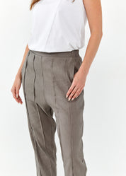 מכנסיים עם תפרים חיצוניים חום