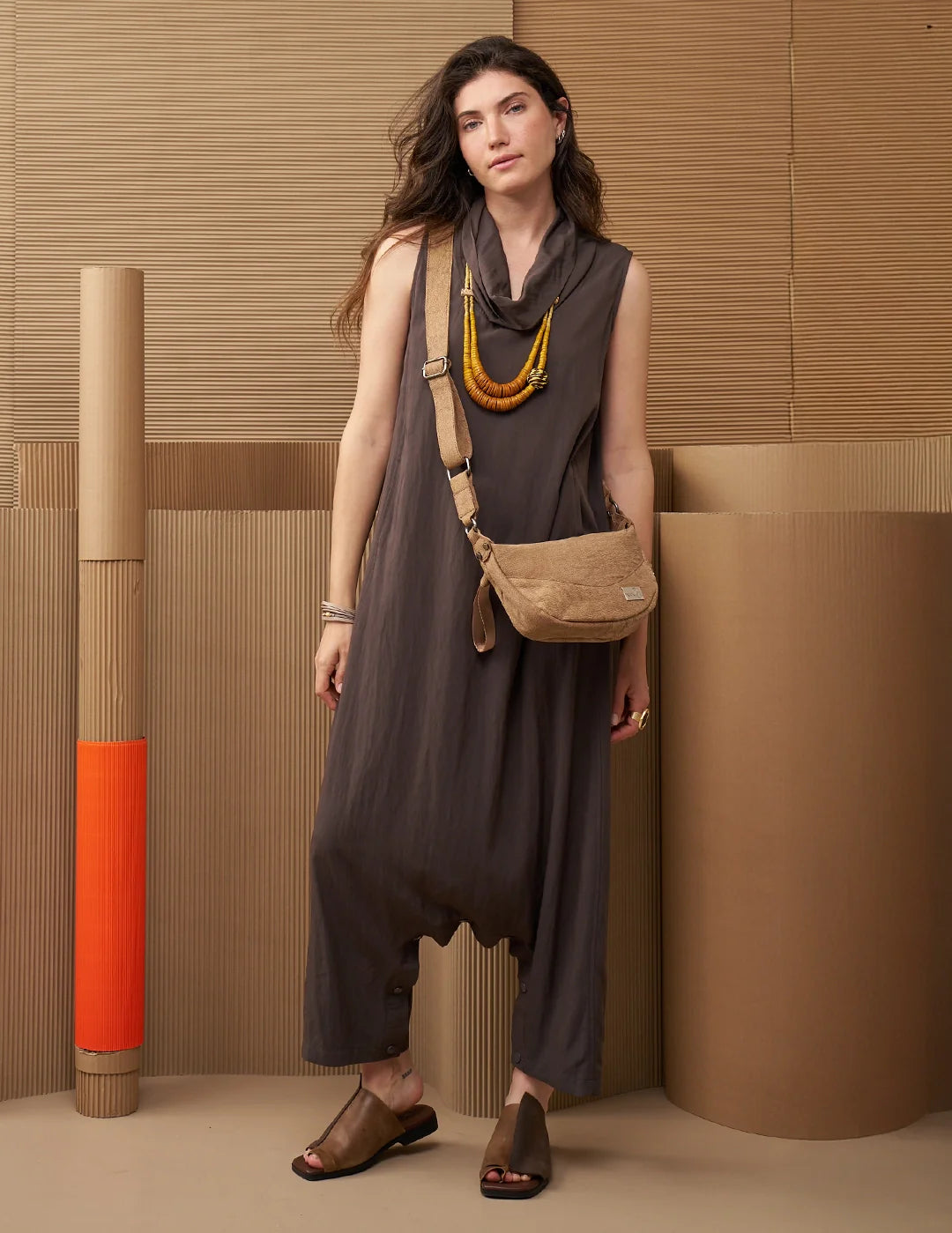 אופנה למידות גדולות: הדגשת הקימורים בביטחון