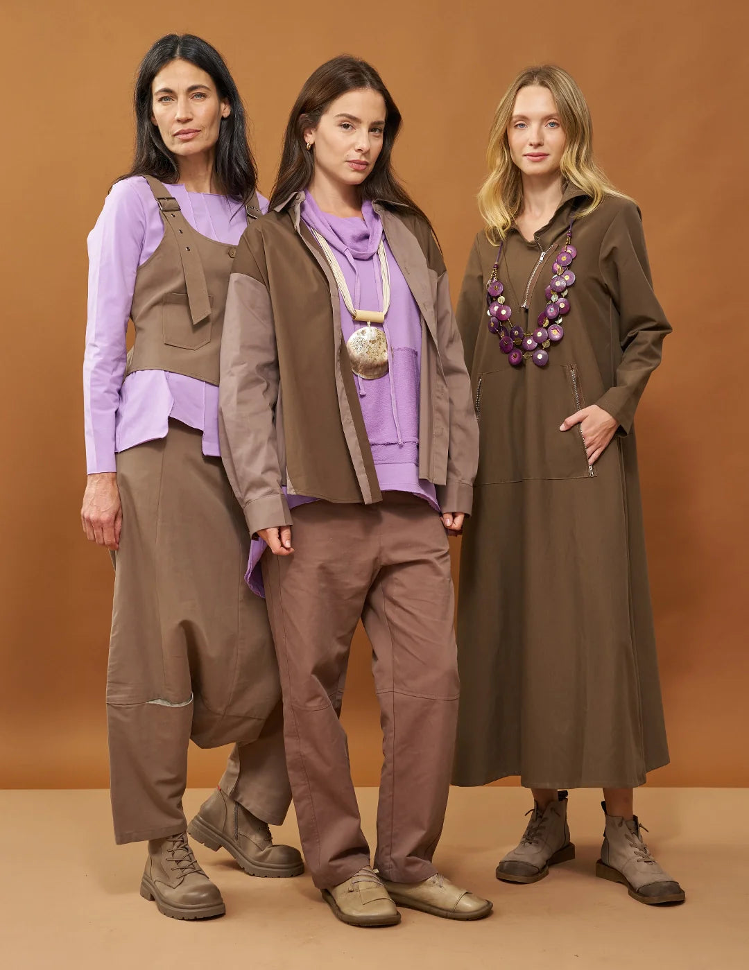 מלתחת קפסולה: המדריך המלא לבניית ארון מינימליסטי ומושלם