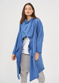 Long top with a blue wrap scarf - 99