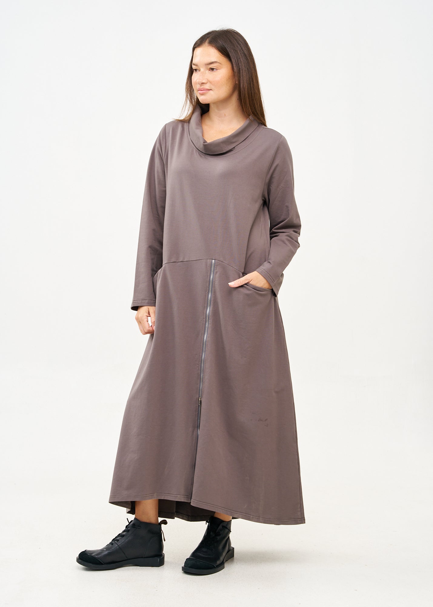 שמלה שרוול ארוך גולף ורוכסן אפור כהה