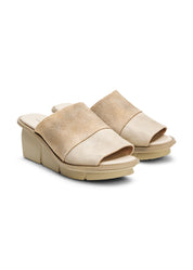 Platform heels in leather combination inverted stone