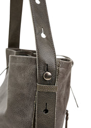 תיק באקט עור רצועה עם כפתור אפור