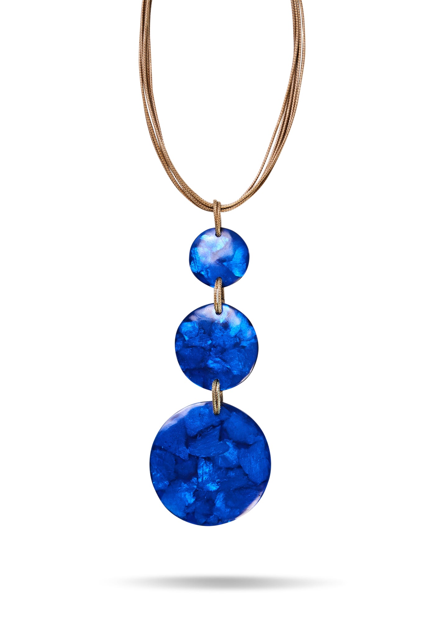 A chain of 3 resin circles on a blue thread